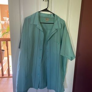 Haggar Button up shirt